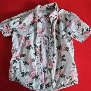 5/$15 Old Navy floral button up shirt